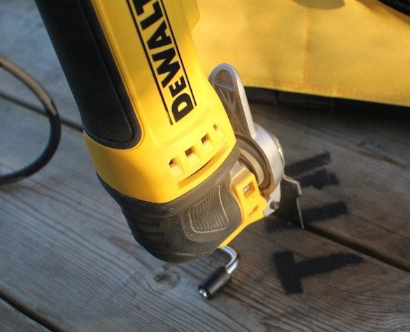 Мультифункциональная шлифмашина DeWalt DWE315KT