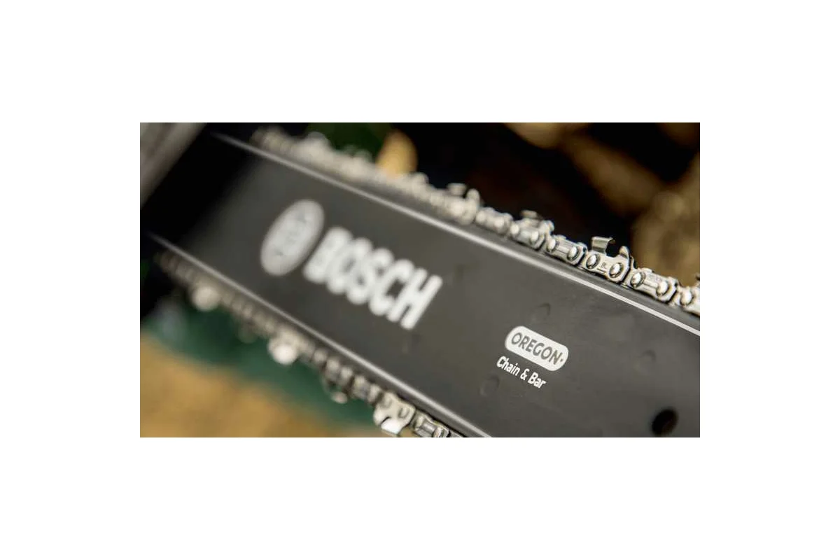 Электрическая пила Bosch UniversalChain 40 06008B8402