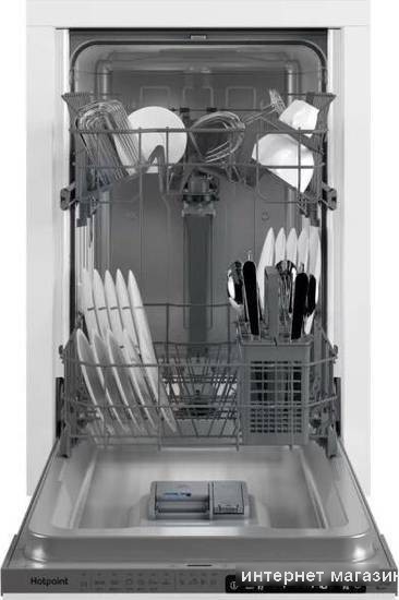 Встраиваемая посудомоечная машина Hotpoint-Ariston HIS 1C69