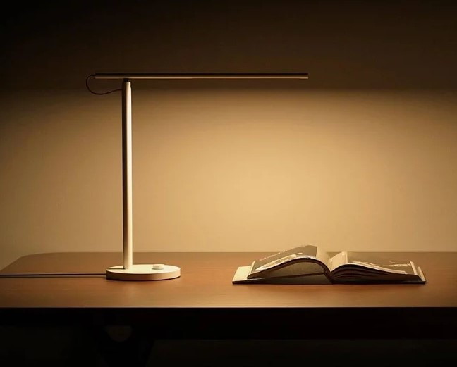 Лампа Xiaomi Mi Smart LED Desk Lamp 1S MJTD01SYL