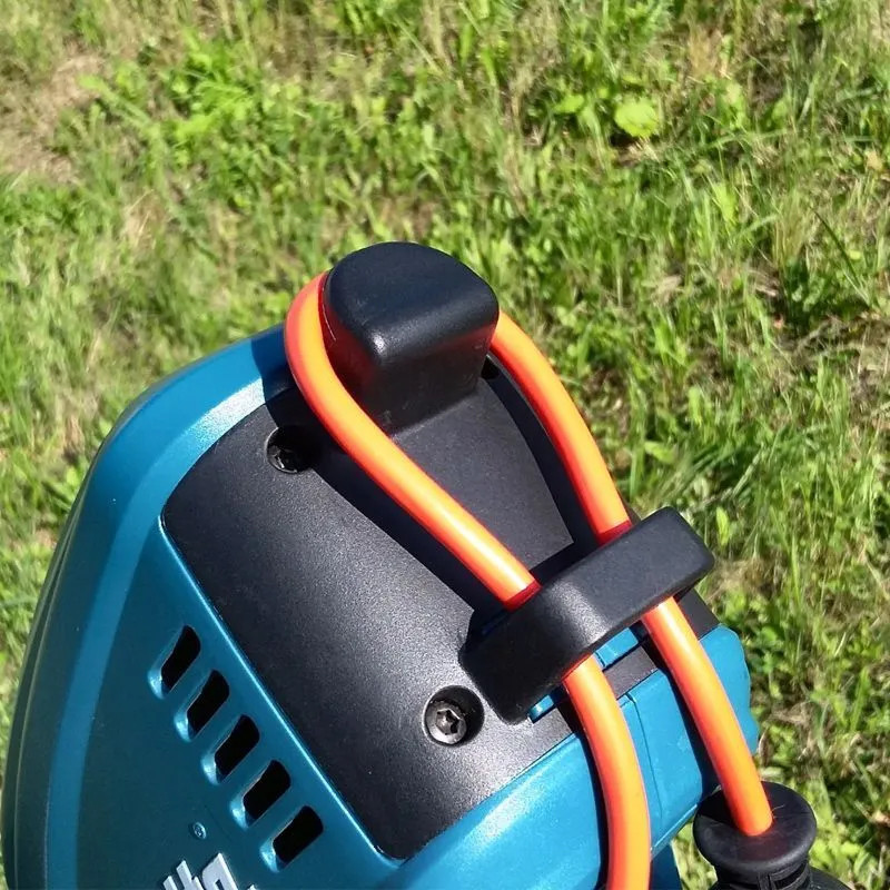Триммер электрический Makita UR3502