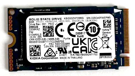 SSD накопитель Kioxia BG5 256GB KBG50ZNT256G (уценка)