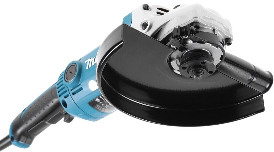 Угловая шлифмашина Makita GA9050