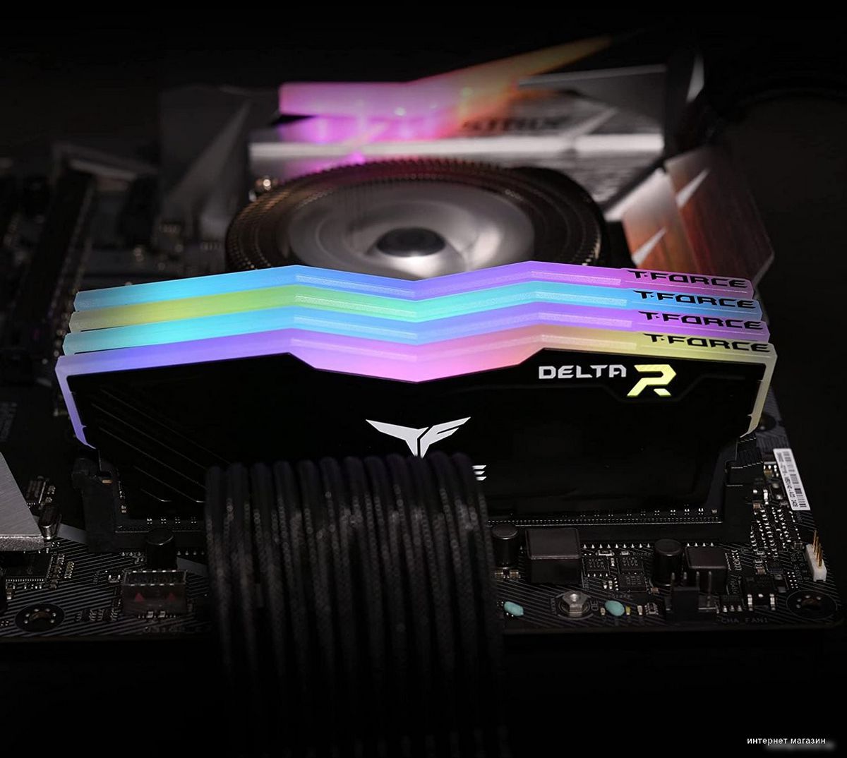 Team T-Force Delta RGB 2x8GB DDR4 PC4-28800 TF3D416G3600HC18JDC01
