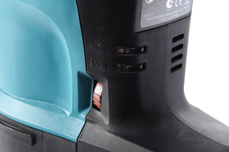 Перфоратор Makita HR3200C