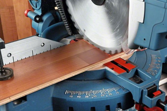 Дисковая пила Bosch GTM 12 JL Professional (0601B15001)