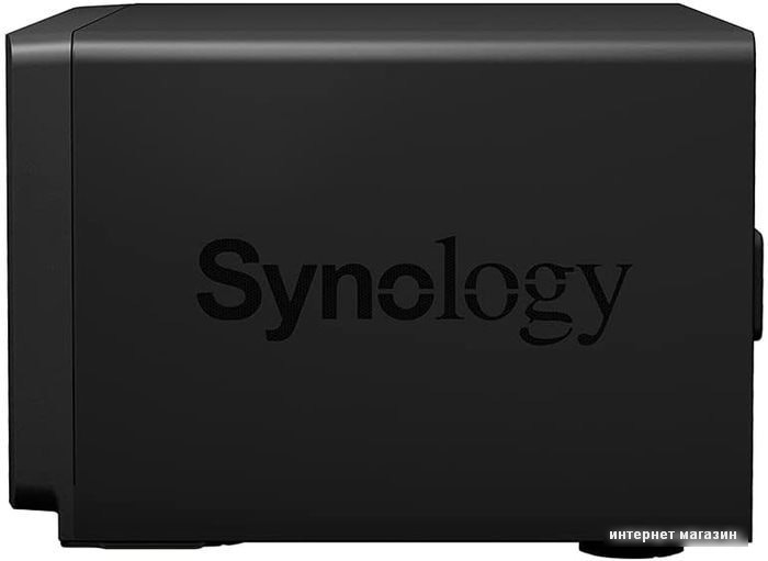 Сетевой накопитель Synology DiskStation DS1821+