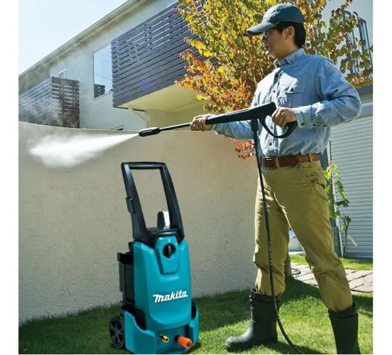 Мойка высокого давления Makita HW 1200