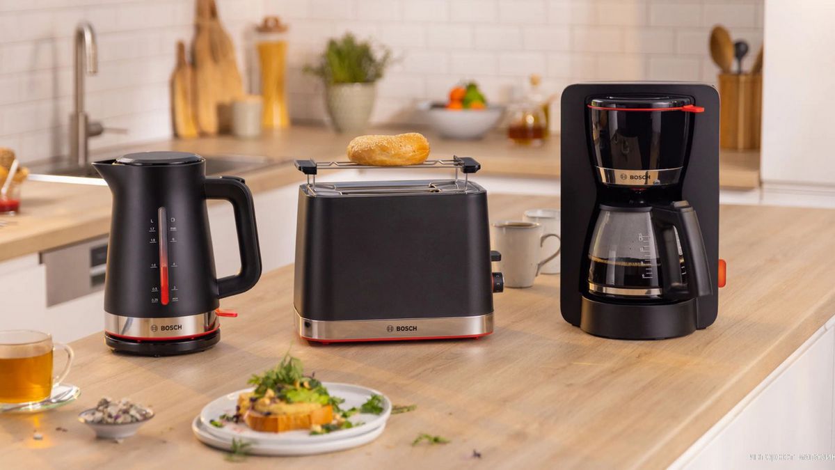 Электрический чайник Bosch TWK4M223