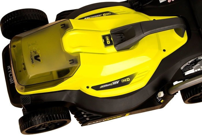Газонокосилка аккумуляторная Ryobi RLM18X33B-40 (с АКБ 4 Ah)
