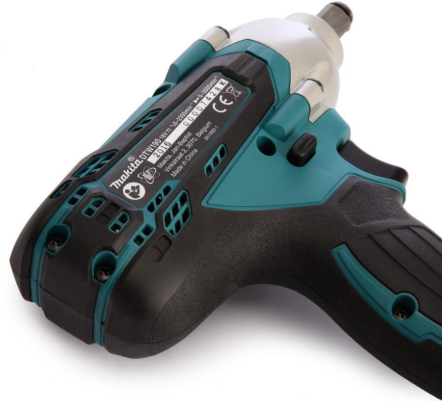 Ударный гайковерт Makita DTW190Z
