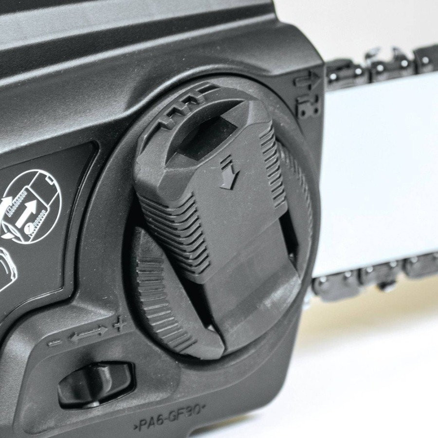 Электрическая пила Makita UC4550A
