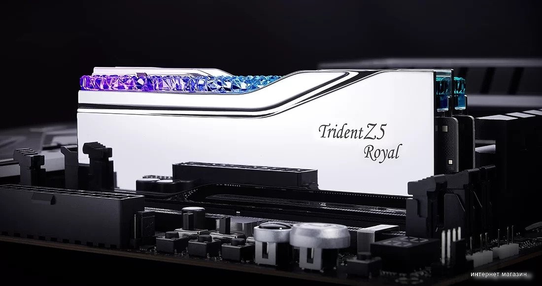 Оперативная память G.Skill Trident Z5 Royal 2x48ГБ DDR5 6400 МГц F5-6400J3239F48GX2-TR5S