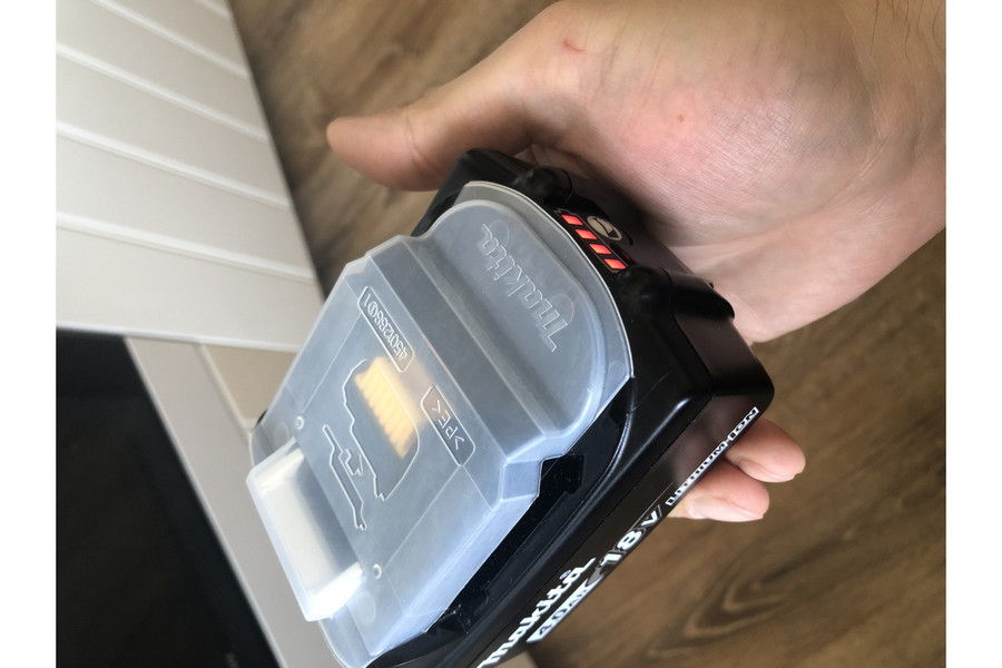 Аккумулятор Makita BL1840B (18В/4.0 а*ч)