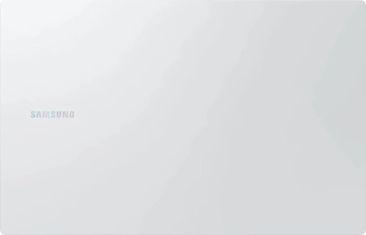 Ноутбук Samsung Galaxy Book4 15.6 NP750XGK-LG3IN