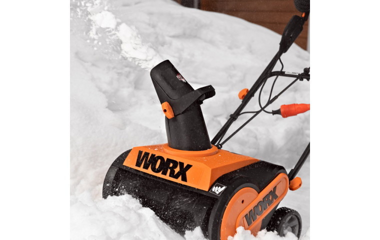 Снегоуборщик Worx WG450E