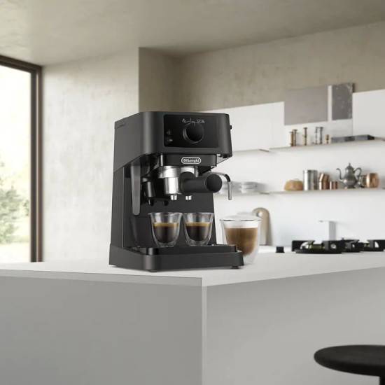 Рожковая помповая кофеварка DeLonghi Stilosa EC230.BK