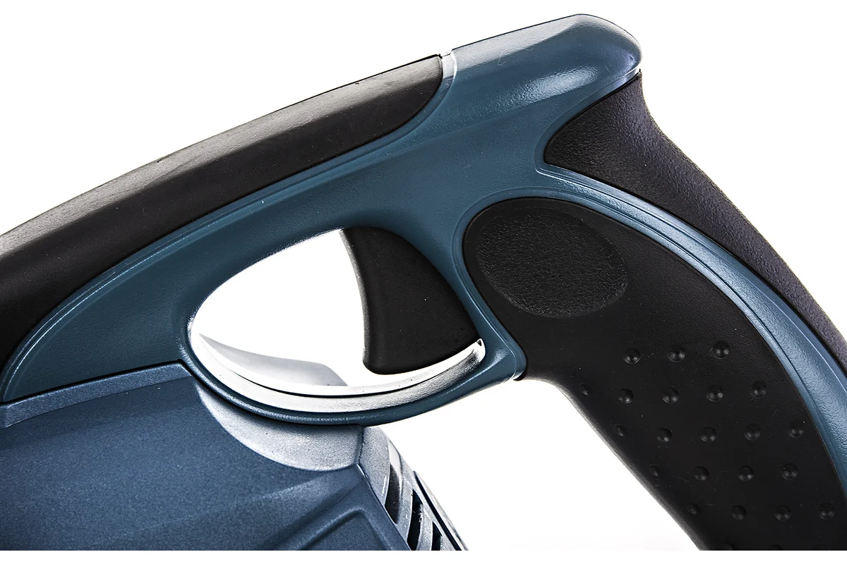 Дисковая пила Makita 5477NB