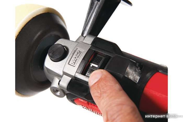 Полировальная машина Milwaukee M12 BPS-0 4933447791 (без АКБ)