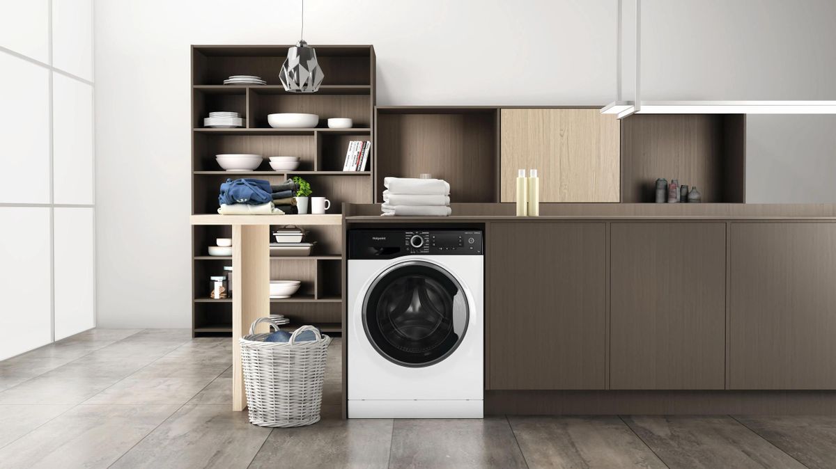 Стиральная машина Hotpoint-Ariston NSD 7239 ZS VE RU