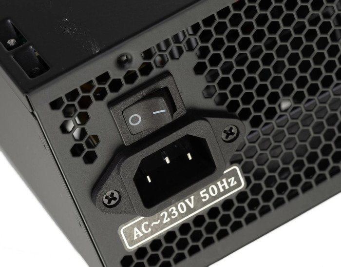 Блок питания Accord ACC-650W-NP