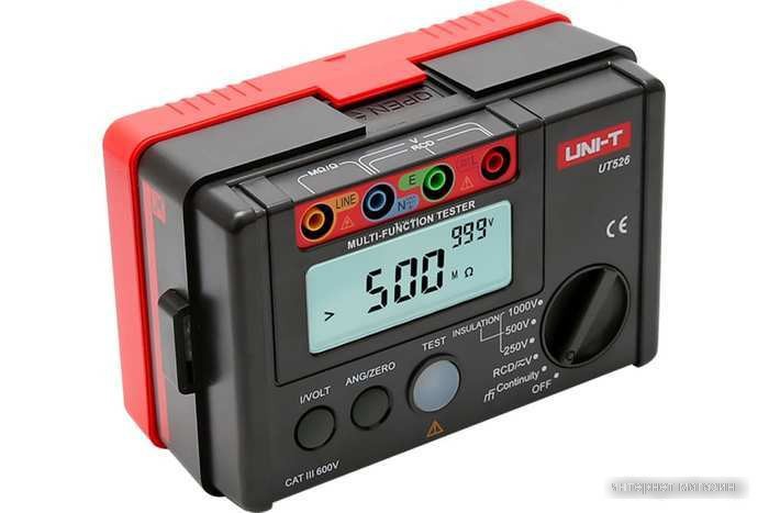 Мультиметр UNI-T UT526