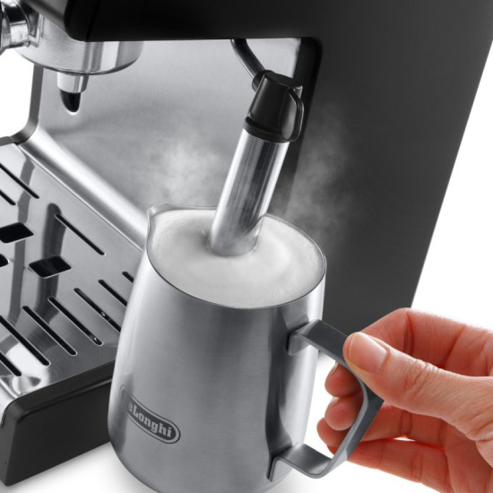 Рожковая помповая кофеварка DeLonghi Active Line ECP 33.21.BK