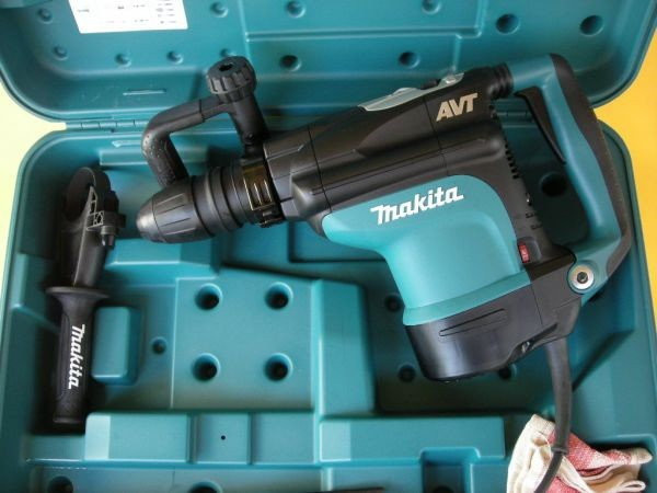 Перфоратор Makita HR4511C