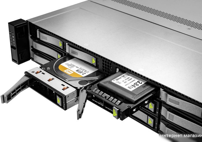 Сетевой накопитель In Win IW-RS216-07 800W