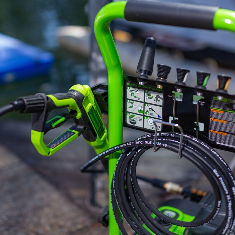 Мойка высокого давления Greenworks GDPW60DP 5106207 (без АКБ)