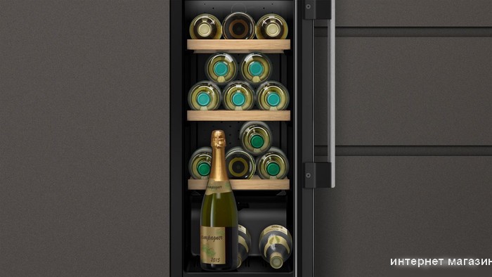 Винный шкаф NEFF KU9202HF0
