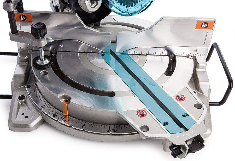 Торцовочная пила Makita LS1019L