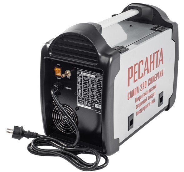 Сварочный инвертор Ресанта Саипа-220 Синергия