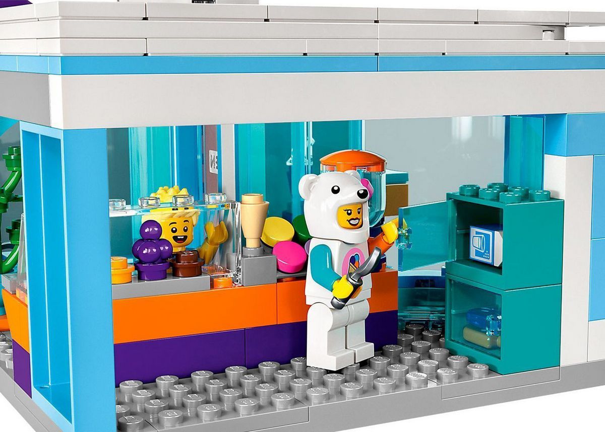 Конструктор LEGO City 60363 Магазин мороженого