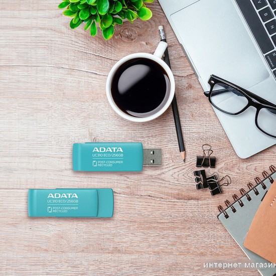 USB Flash ADATA UC310E 256GB UC310E-256G-RGN