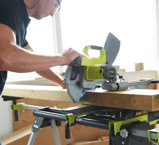 Дисковая пила Ryobi EMS216L