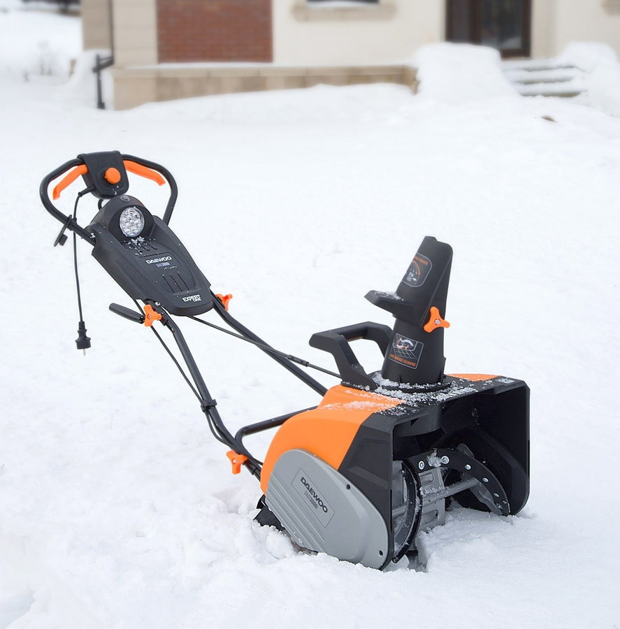 Снегоуборщик Daewoo Power Dast 3000E