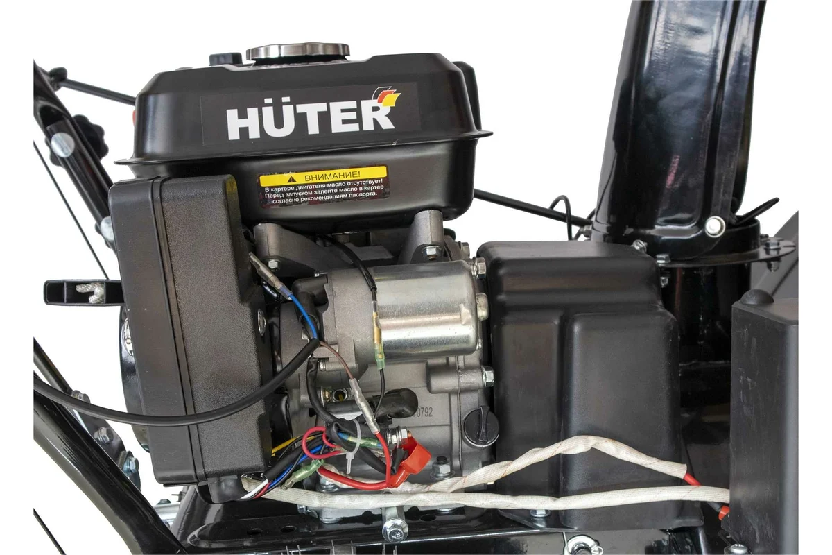 Снегоуборщик Huter SGC 5500B