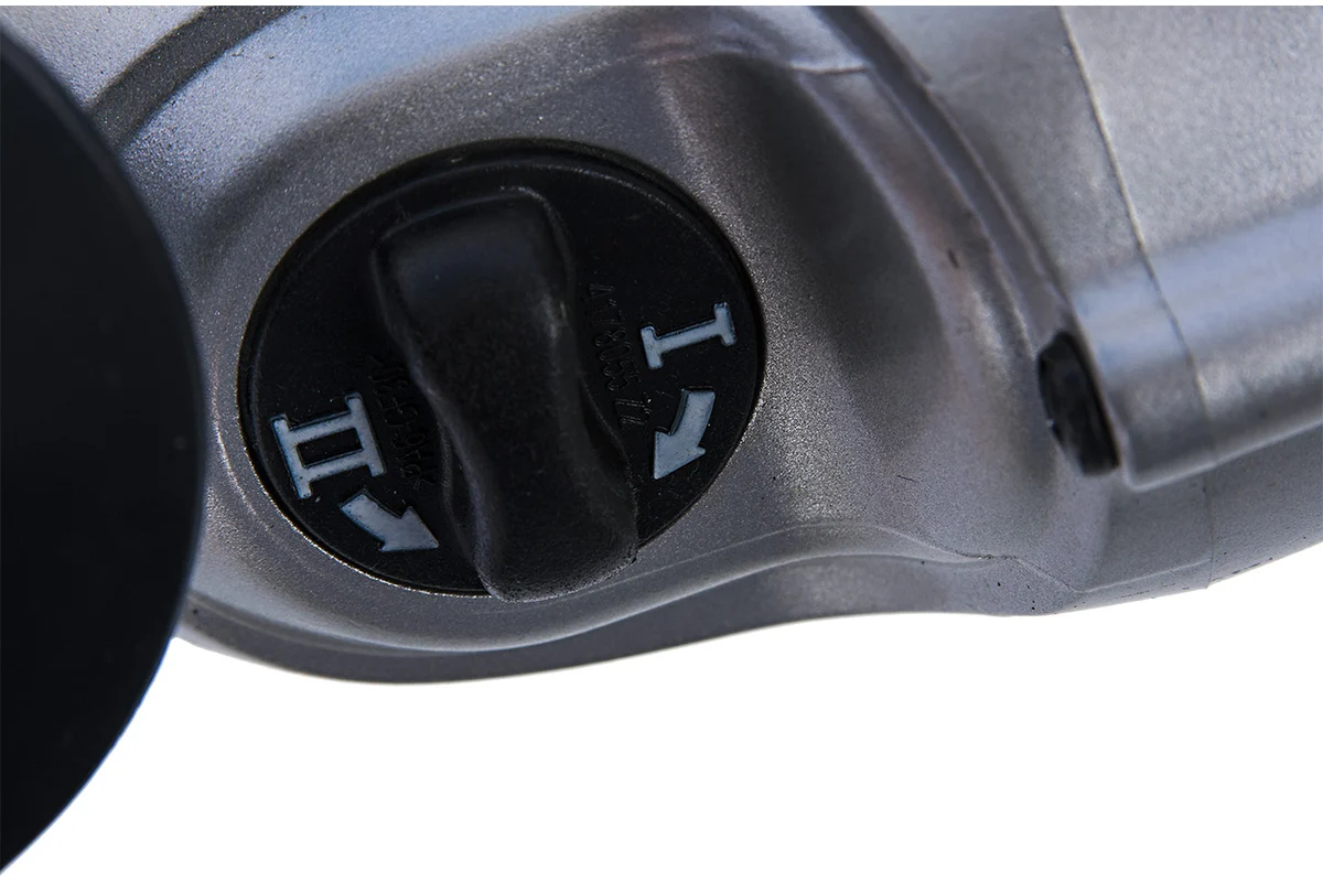 Ударная дрель Makita HP 2051