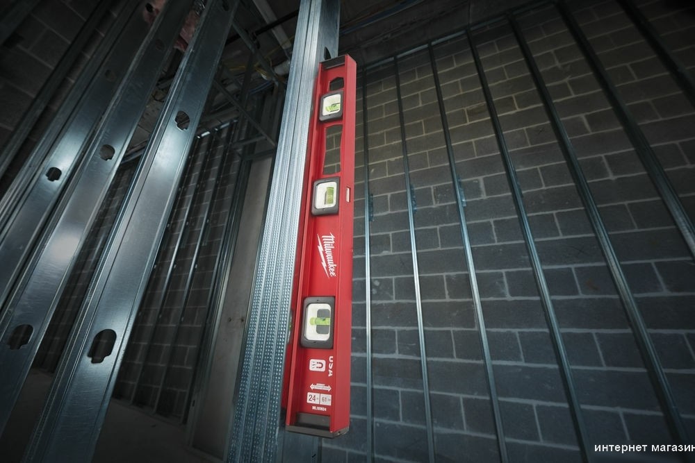 Уровень строительный Milwaukee I-Beam магнитный 4932478565