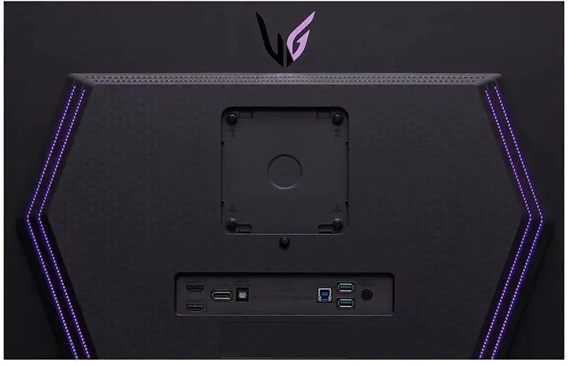 Игровой монитор LG UltraGear 27GR95QE-B