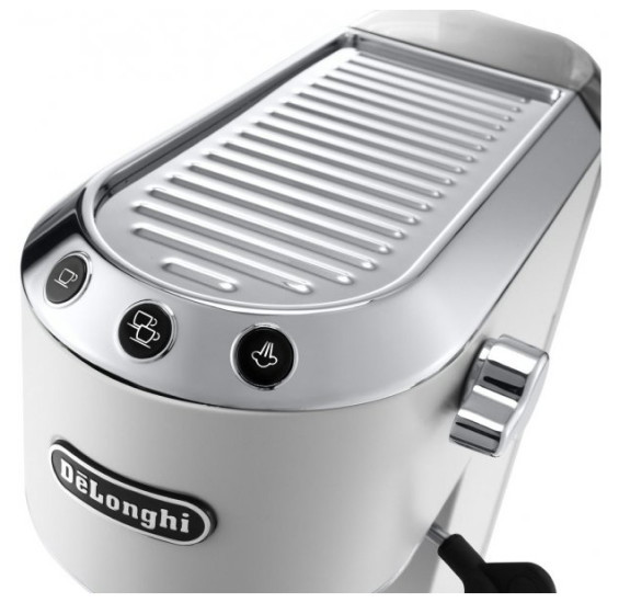 Рожковая помповая кофеварка DeLonghi Dedica EC 685.W