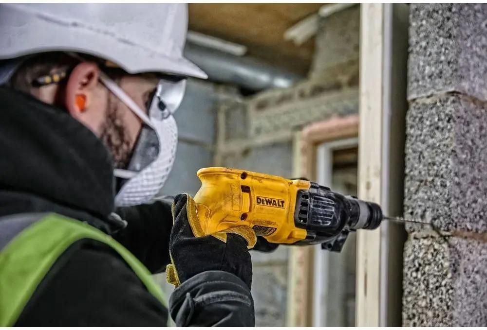 Перфоратор DeWalt D25033K (кейс)