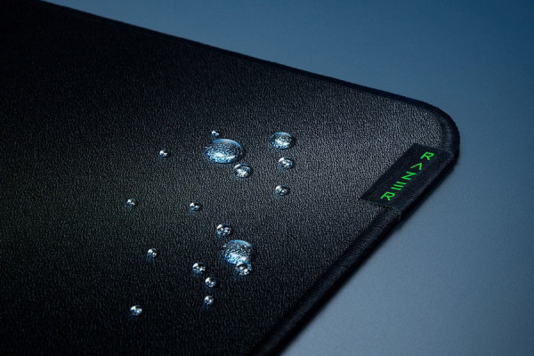 Коврик для мыши Razer Strider Large