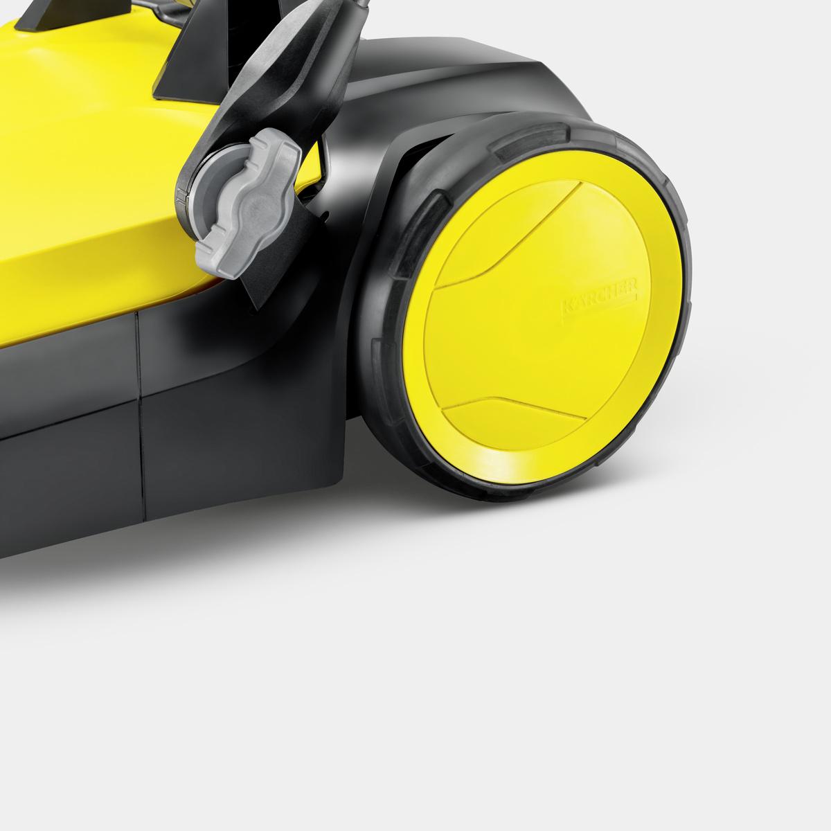 Подметальная машина Karcher S 4 Twin 1.766-360.0