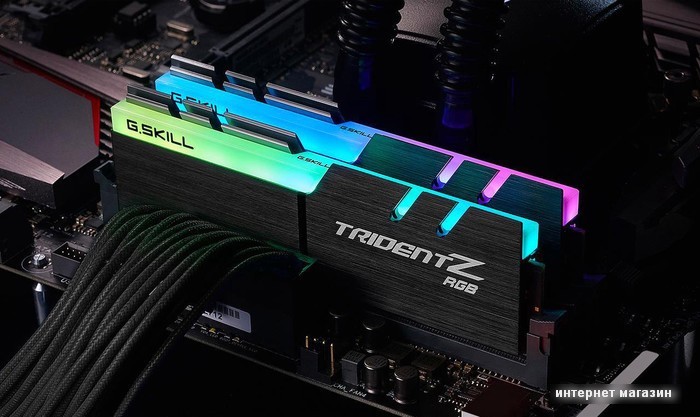 Оперативная память G.Skill Trident Z RGB 2x16GB DDR4 PC4-36800 F4-4600C20D-32GTZR