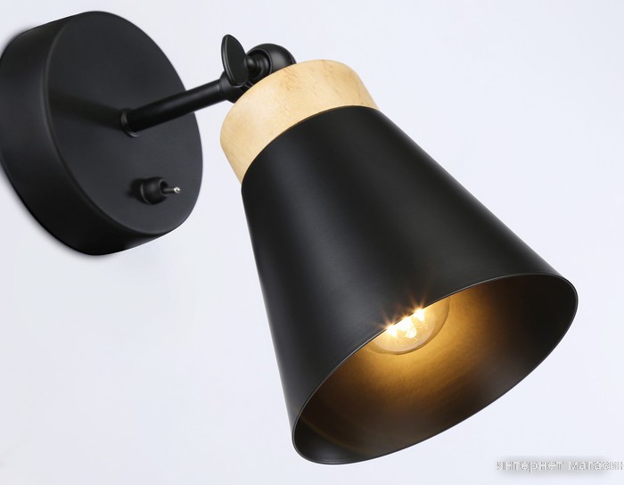 Спот Ambrella Traditional TR8214
