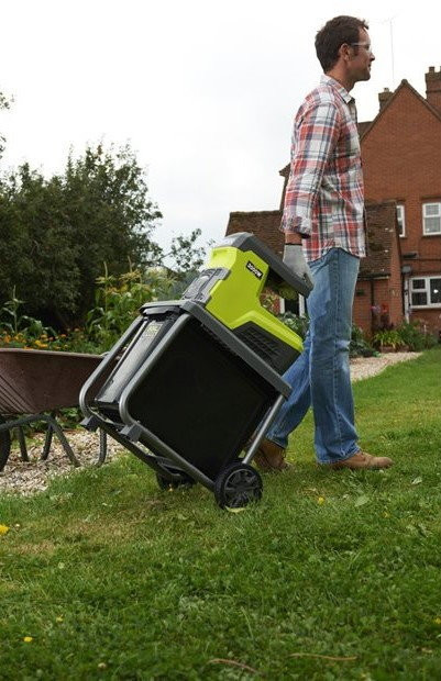 Садовый измельчитель Ryobi RSH3045U