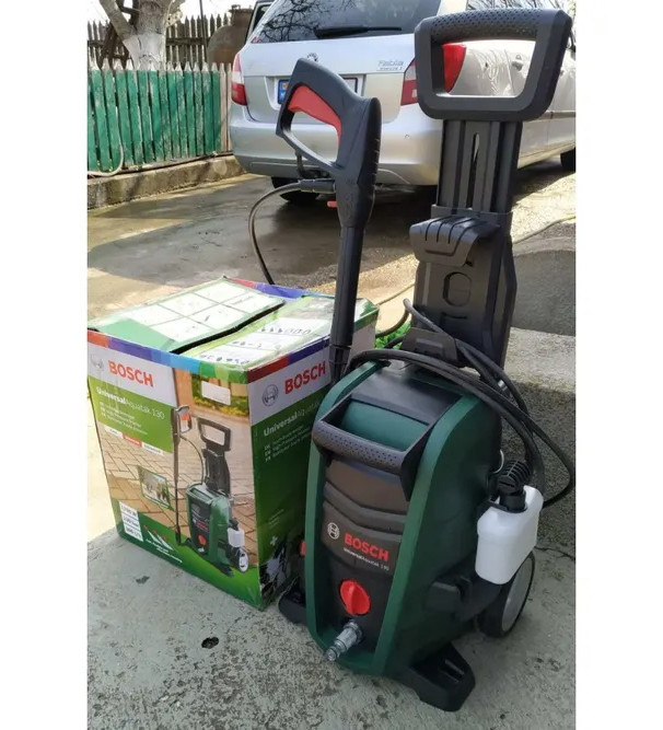 Мойка высокого давления Bosch UniversalAquatak 130 06008A7B00