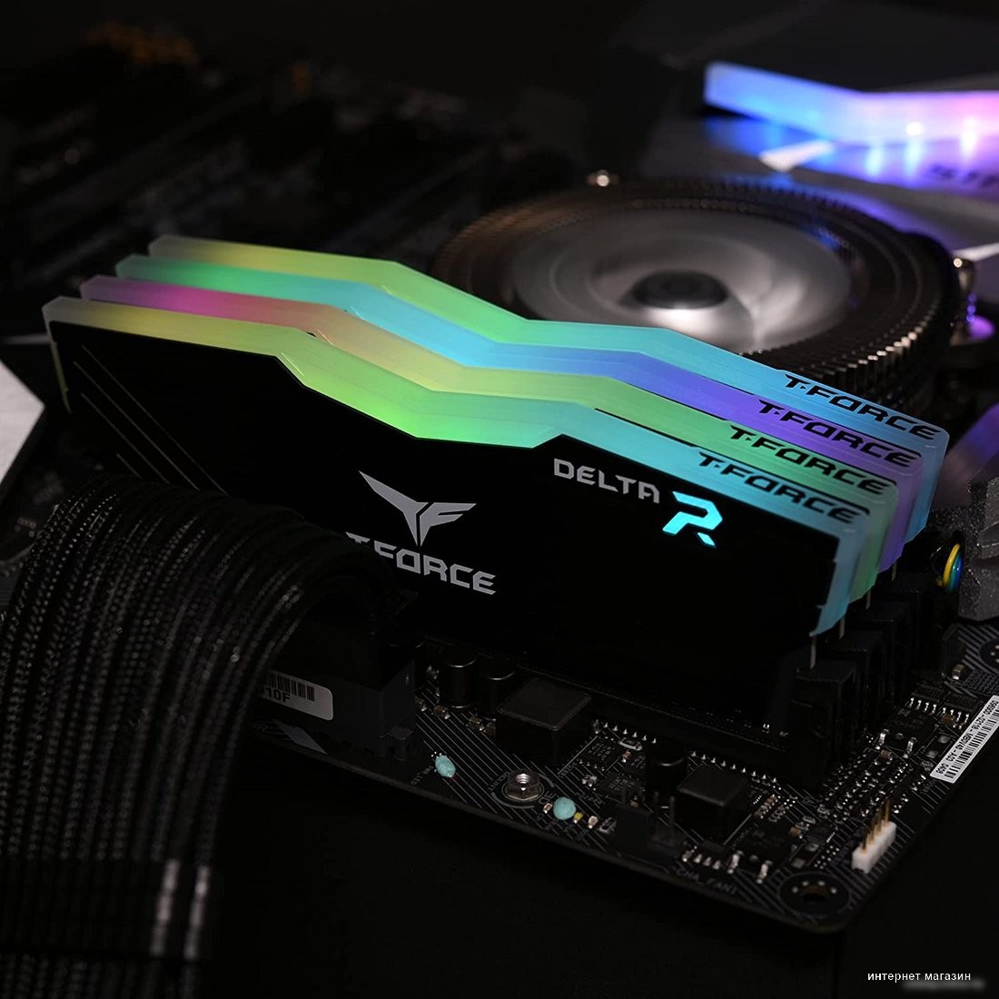 Team T-Force Delta RGB 2x8GB DDR4 PC4-28800 TF3D416G3600HC18JDC01